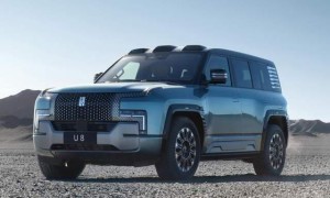 比亚迪仰望U8怎么样？加州州长体验后，直呼“我想买两辆”