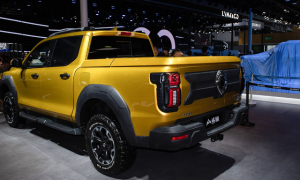 长城又有大动作，新车配3.0T+V6，关键才卖28.98万