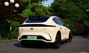 城市轻体验智己LS7：打造更有趣、更丰富、更好用的智能驾舱