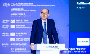 大众中国董事长兼CEO贝瑞德：大众在华要继续燃油车+电动车两条腿走路