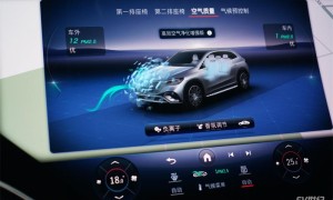 试驾EQE豪华纯电SUV：主打一个奔驰标（准）