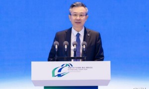 安铁成：抢抓历史机遇、突破堵点难点，推动产业高质量发展