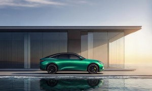 智驾小蓝灯暗藏玄机！极狐全新阿尔法S5官图发布，3月1日开启预售